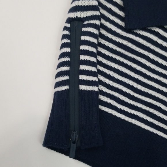 XL. Lacoste Crewneck Sweater "Made In France" - Picture 7 of 7